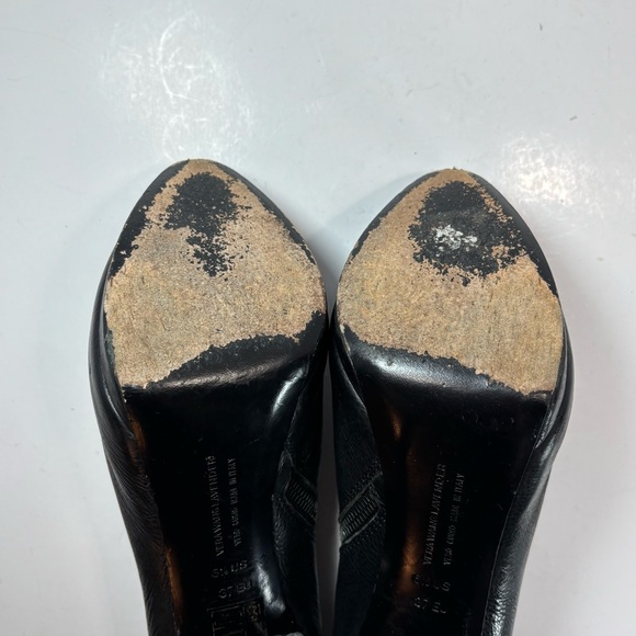 Vera Wang Lavender Black Heeled Booties Women Sz 6.5- Quiet Luxury Vtg Peep Toe - Picture 10 of 10